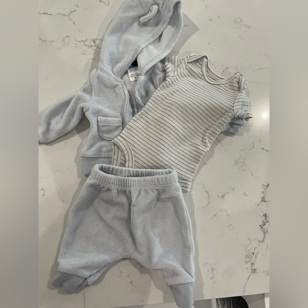 Carter's Light Blue Matching Set - Picture 2 of 3